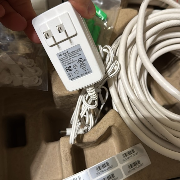 NWT SureCall Silver EZ 4G Cell Phone Signal Booster Up To 2k Sq. ft. 4G LTE Data - Picture 11 of 16